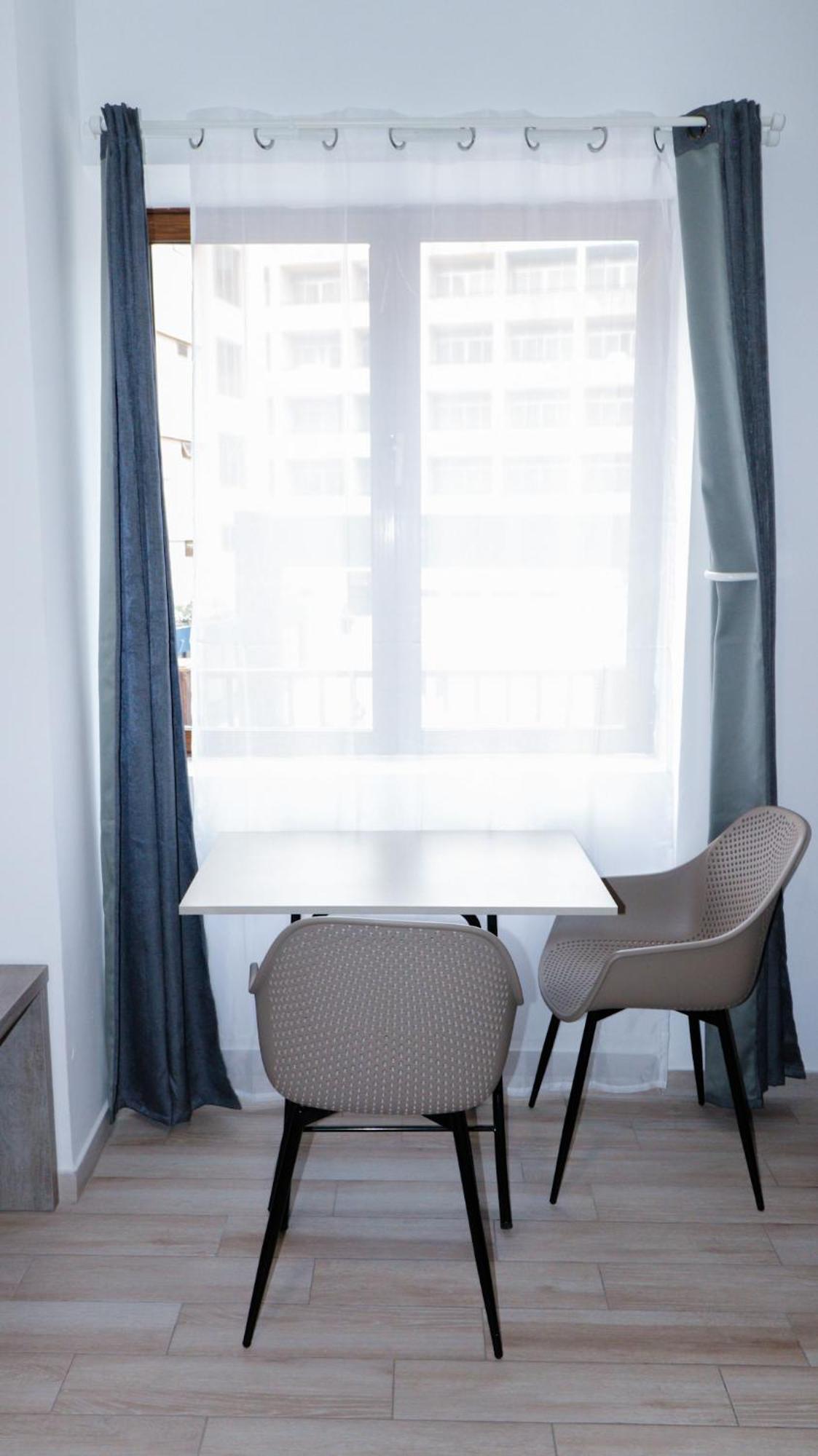 Napoli Suites Studios Aparthotel Saint Julian's ภายนอก รูปภาพ