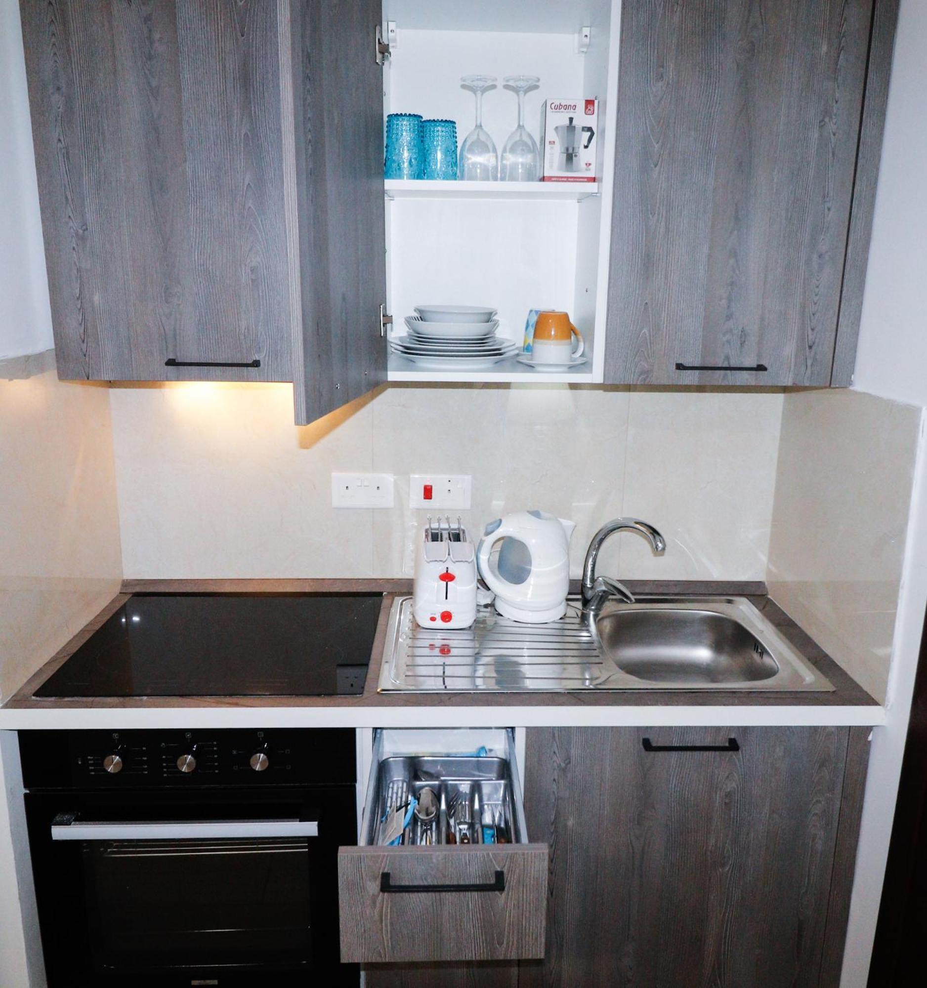 Napoli Suites Studios Aparthotel Saint Julian's ภายนอก รูปภาพ